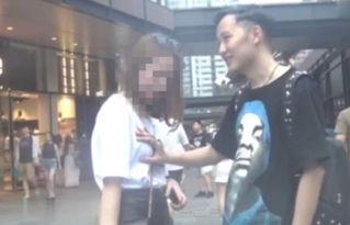 外国摸胸视频,揭秘国外摸胸视频背后的文化现象